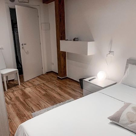 B&B Ma'Delina Settimo Milanese Exteriér fotografie